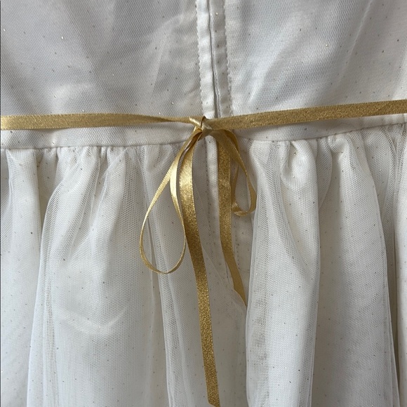 Elegant Little Angels White with Gold Accent Girls Dress Perfect for Christmas! - Picture 5 of 6